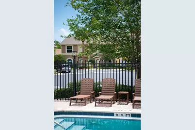 1594 Chateaux De Ville Court, Clearwater, FL 33764 - Photo 18