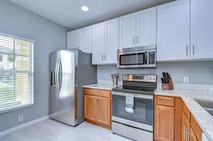 8551 Trail Wind Dr, Tampa, FL 33647 - Photo 8