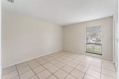 918 Otto Villa Place #9, Tampa, FL 33612 - Photo 12