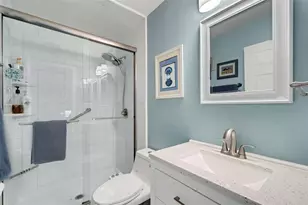 121 Aspen Cir, Seminole, FL 33777 - Photo 32