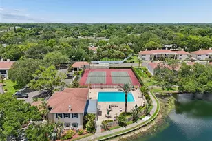 10387 Carrollwood Ln, Tampa, FL 33618 - Photo 50