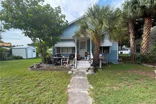 4227 2nd Ave S, Saint Petersburg, FL 33711 - Photo 1