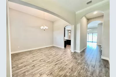 19237 Falcon Crest Boulevard, Land O Lakes, FL 34638 - Photo 4