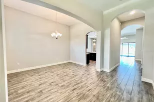 19237 Falcon Crest Blvd, Land O Lakes, FL 34638 - Photo 4