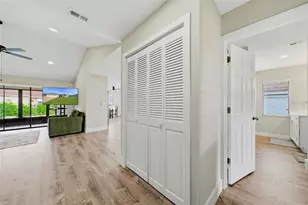 1915 W Del Webb Blvd, Sun City Center, FL 33573 - Photo 6