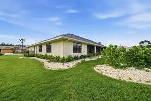 1915 W Del Webb Blvd, Sun City Center, FL 33573 - Photo 36
