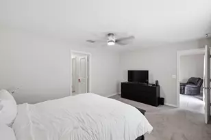 6830 Blue Moon Wy, Sun City Center, FL 33573 - Photo 10