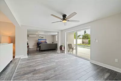 7073 S Shore Drive S, Saint Petersburg, FL 33707 - Photo 14