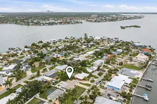 7073 S Shore Dr S, Saint Petersburg, FL 33707 - Photo 38