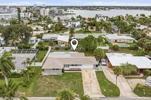 7073 S Shore Dr S, Saint Petersburg, FL 33707 - Photo 36