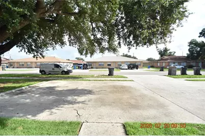 411 Big Cedar Way #A, Brandon, FL 33510 - Photo 8