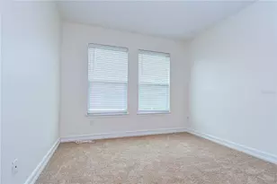 4749 Rolling Green Dr, Wesley Chapel, FL 33543 - Photo 20