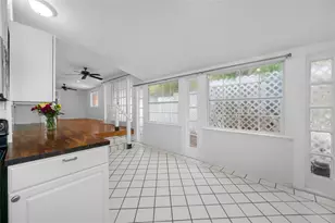 492 6th Ave N, Saint Petersburg, FL 33701 - Photo 10
