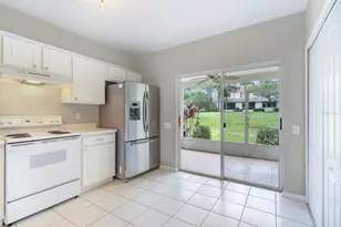 2403 Lake Woodberry Cir, Brandon, FL 33510 - Photo 6