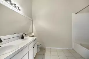 2403 Lake Woodberry Cir, Brandon, FL 33510 - Photo 10
