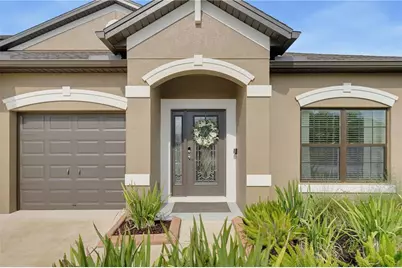 7903 Lago Mist Way, Wesley Chapel, FL 33545 - Photo 2