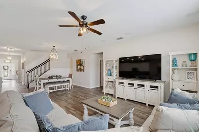 7903 Lago Mist Way, Wesley Chapel, FL 33545 - Photo 18