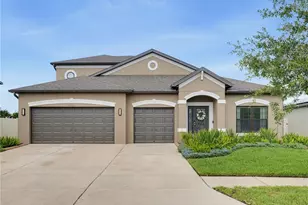7903 Lago Mist Wy, Wesley Chapel, FL 33545 - Photo 4