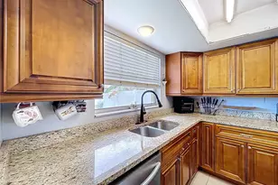 1622 Dale Cir S, Dunedin, FL 34698 - Photo 16