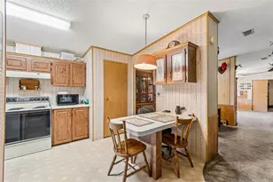 6325 Oakview Ln, Lakeland, FL 33811 - Photo 10