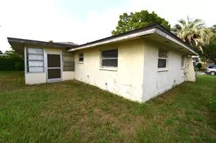 704 Lemonwood Dr, Oldsmar, FL 34677 - Photo 20