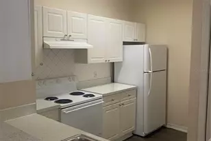 18001 Richmond Pl Dr, Tampa, FL 33647 - Photo 14