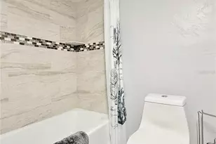 7150 N Tamiami Trl, Sarasota, FL 34243 - Photo 20