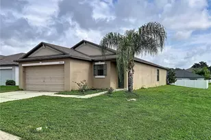 36095 Carriage Pine Ct, Zephyrhills, FL 33541 - Photo 4