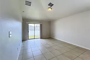 36095 Carriage Pine Ct, Zephyrhills, FL 33541 - Photo 12