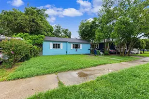 6317 N Central Ave, Tampa, FL 33604 - Photo 32