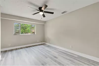 6317 N Central Avenue, Tampa, FL 33604 - Photo 14