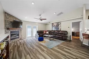 12965 Pineforest Way W, Largo, FL 33773 - Photo 10