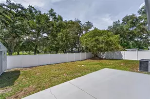 1229 Oak Valley Dr, Seffner, FL 33584 - Photo 46