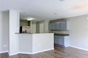 6320 Magnolia Trails Ln, Gibsonton, FL 33534 - Photo 6