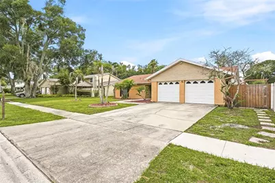 16403 Bonneville Drive, Tampa, FL 33624 - Photo 4