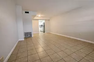 911 Washington Ave, Largo, FL 33770 - Photo 6