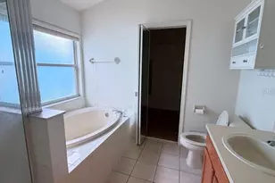 1120 Vinetree Dr, Brandon, FL 33510 - Photo 12