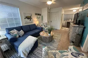 6825 Stonesthrow Cir N, Saint Petersburg, FL 33710 - Photo 4