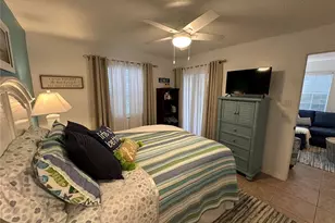 6825 Stonesthrow Cir N, Saint Petersburg, FL 33710 - Photo 16
