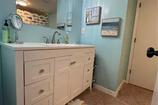 6825 Stonesthrow Cir N, Saint Petersburg, FL 33710 - Photo 14