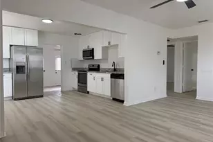 10909 N 14th St, Tampa, FL 33612 - Photo 2