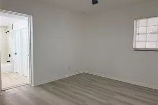 10909 N 14th St, Tampa, FL 33612 - Photo 6
