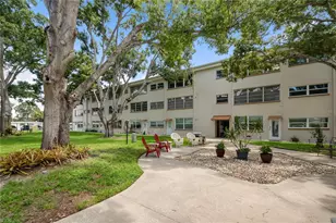 5880 38th Ave N, Saint Petersburg, FL 33710 - Photo 30