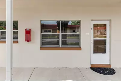5880 38th Avenue N #109, Saint Petersburg, FL 33710 - Photo 8