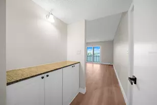 868 Bayway Blvd, Clearwater Beach, FL 33767 - Photo 10
