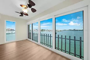 868 Bayway Blvd, Clearwater Beach, FL 33767 - Photo 1