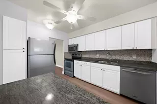 868 Bayway Blvd, Clearwater Beach, FL 33767 - Photo 8