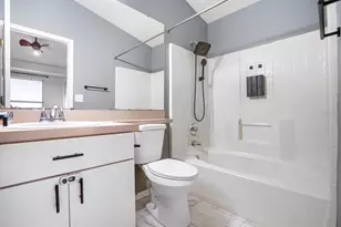 701 Periwinkle Pointe Pl, Seffner, FL 33584 - Photo 22