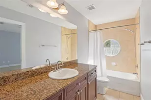 300 Valencia Cir, Saint Petersburg, FL 33716 - Photo 8
