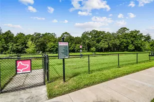 35977 Morse Willow Ct, Zephyrhills, FL 33541 - Photo 92